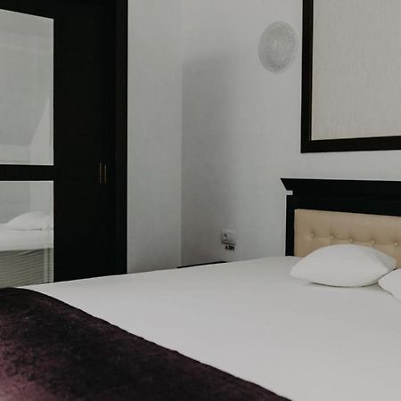 Pensiune Restaurant Capra Neagra Moisei Dış mekan fotoğraf