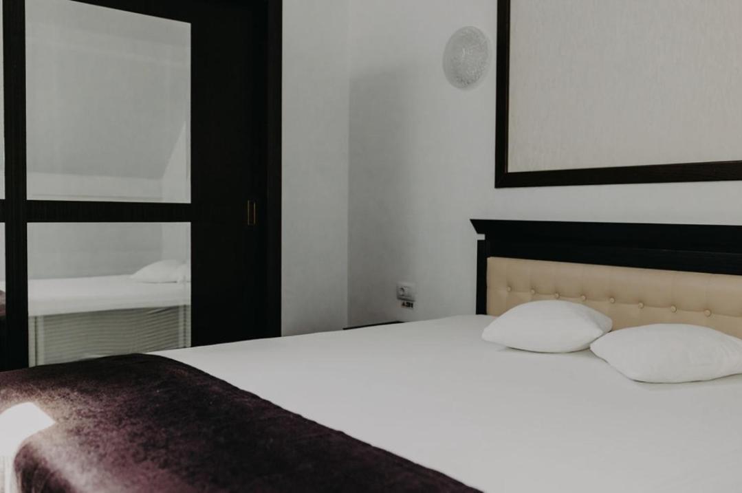 Pensiune Restaurant Capra Neagra Moisei Dış mekan fotoğraf